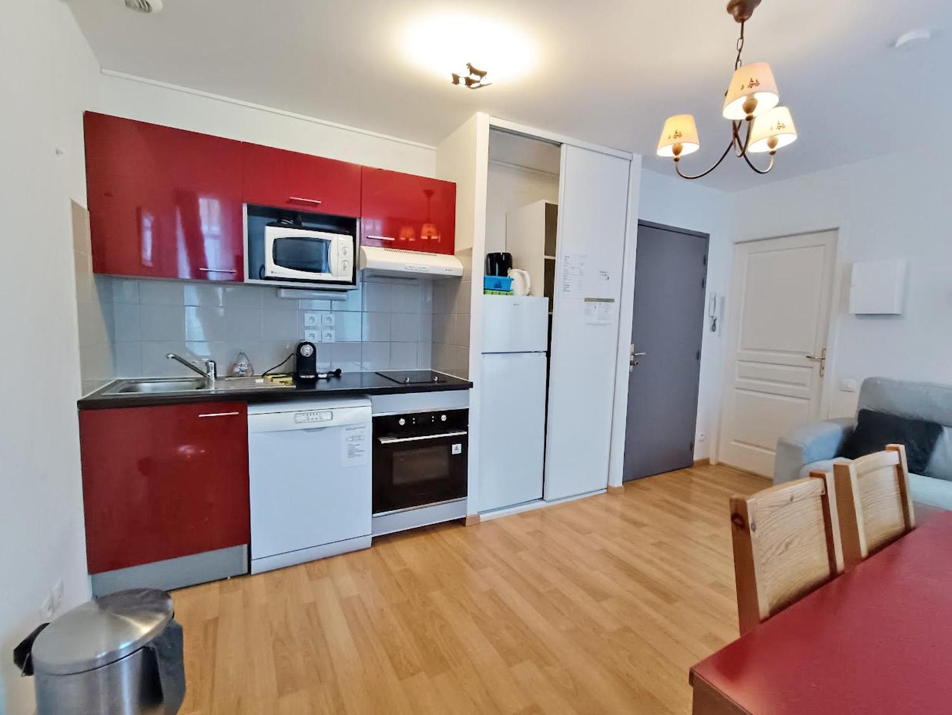 Bagnères-de-Luchon Il Etait Une Fois Luchon, T2, Centre Luchon, Wifi, Casier A Skis, Ascenseur, 4 Personnes 아파트 외부 사진